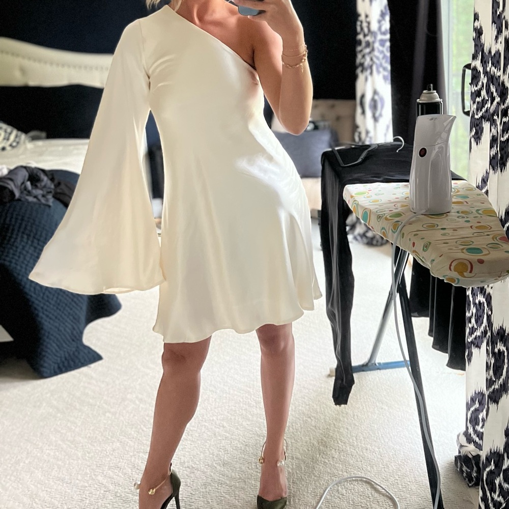 KARLA MINI DRESS - ONE SHOULDER LONG SLEEVE DRESS IN PEARL